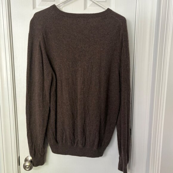 W.H. Belk 100% Cashmere V-Neck Sweater – Brown - Picture 2 of 7